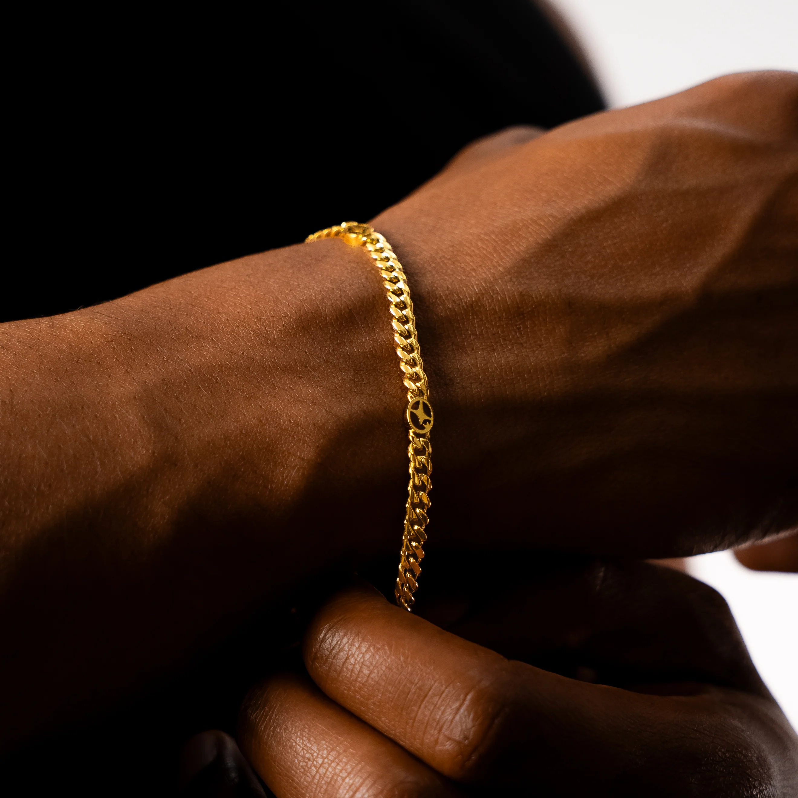Bracelet Cuban link 4 mm Signature Doré - Image 2