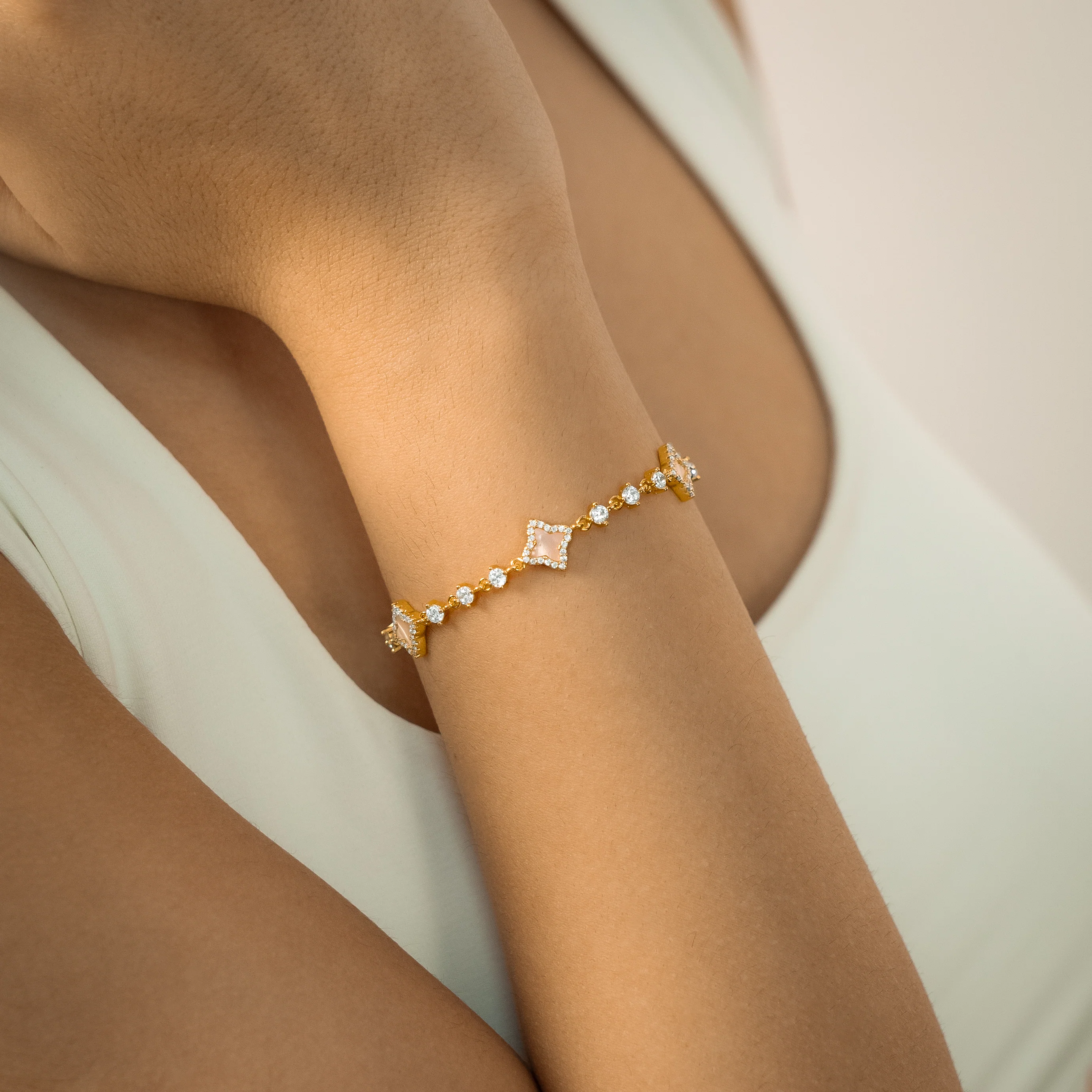 Bracelet Flower Tennis Doré - Motif Rose - Image 2