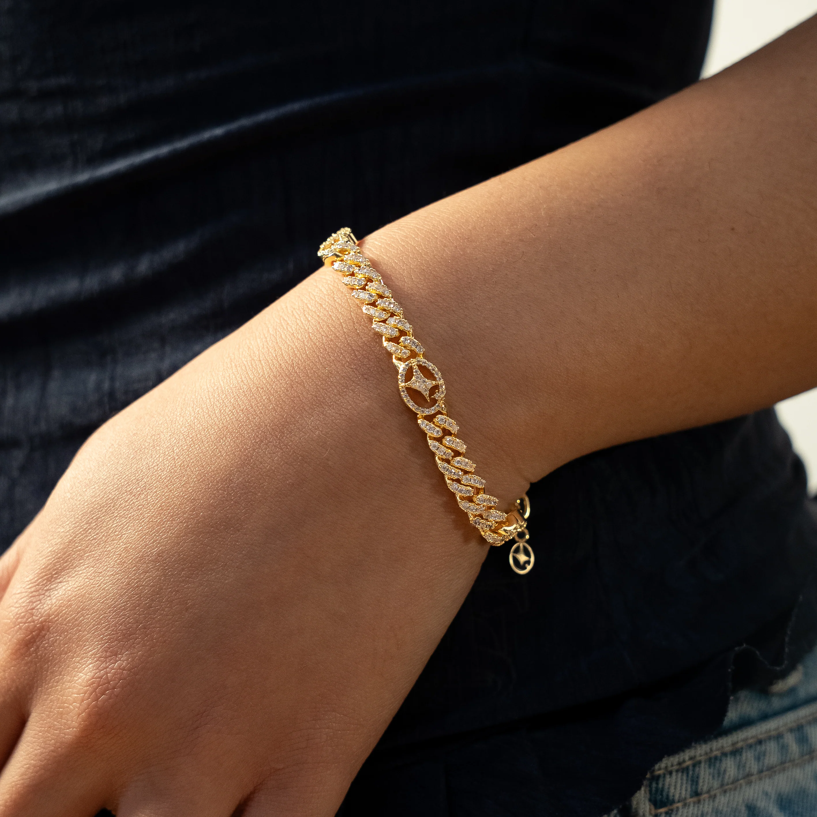 Bracelet Iced Cuban link Signature 5 mm Doré - Image 2