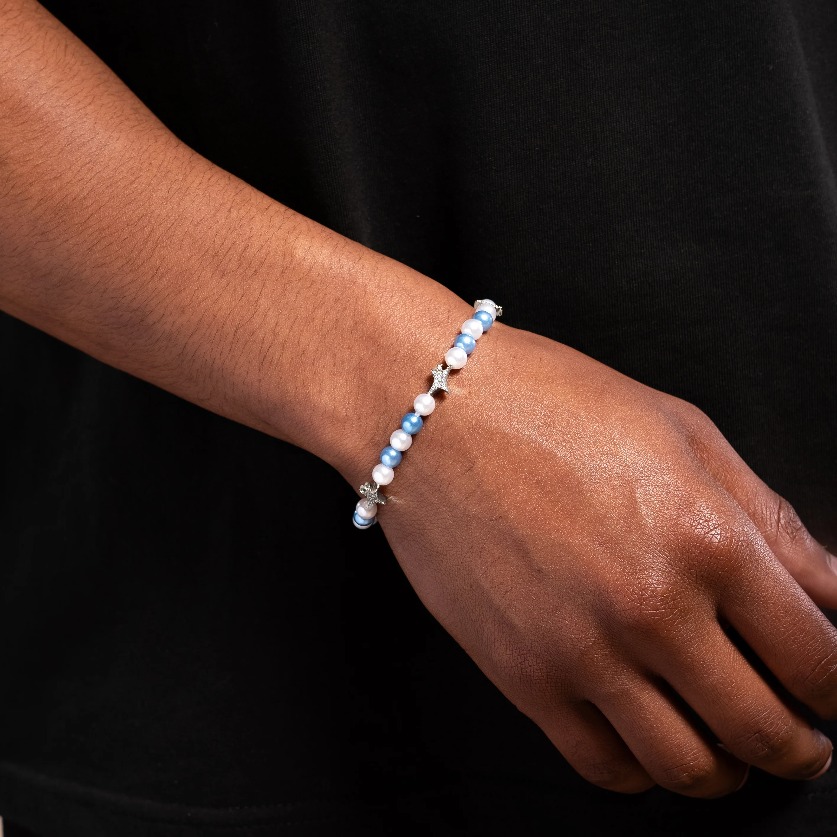 Bracelet perlé Signature Argenté - Blanc et Bleu - Image 2