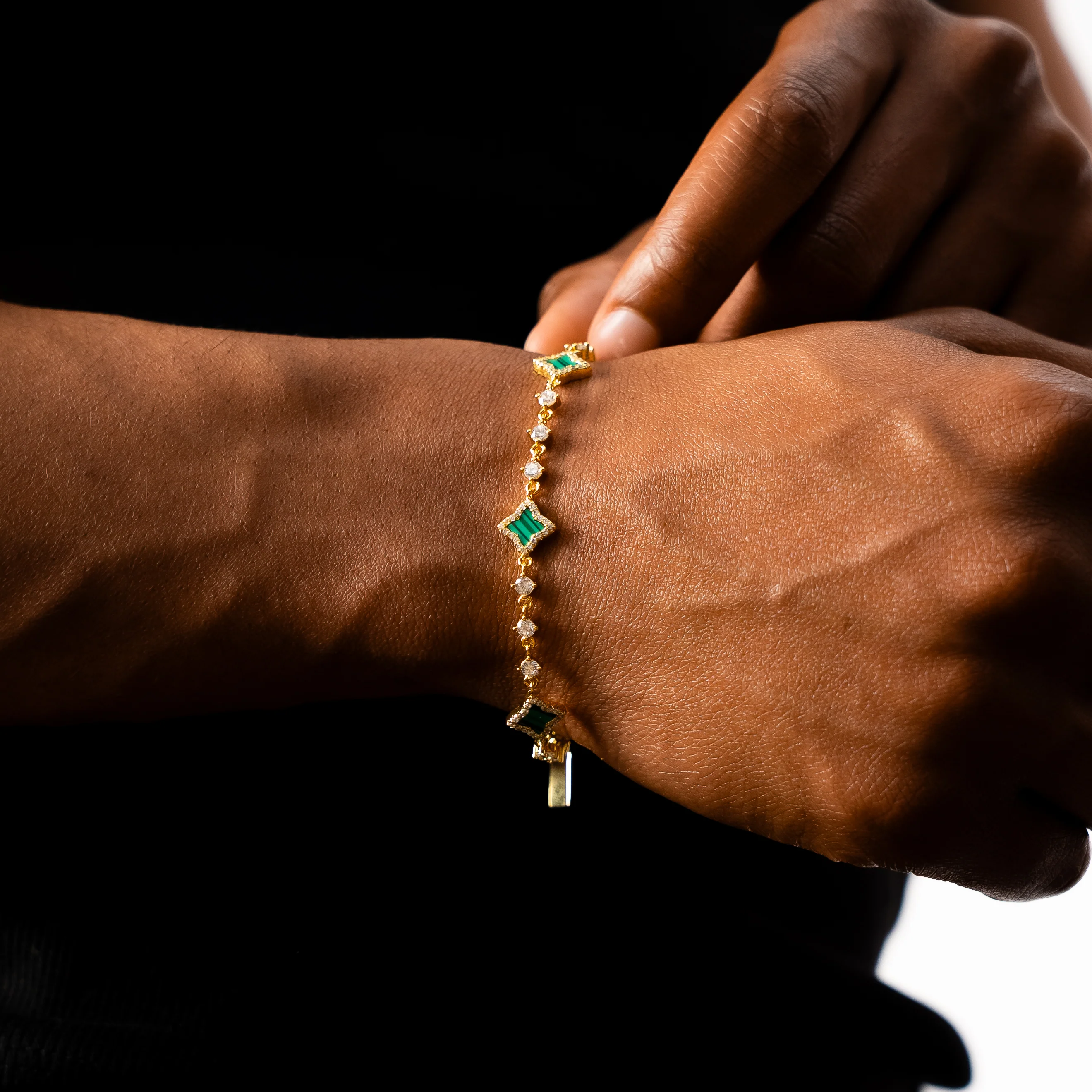 Bracelet Flower Tennis Doré - Motif Vert - Image 2