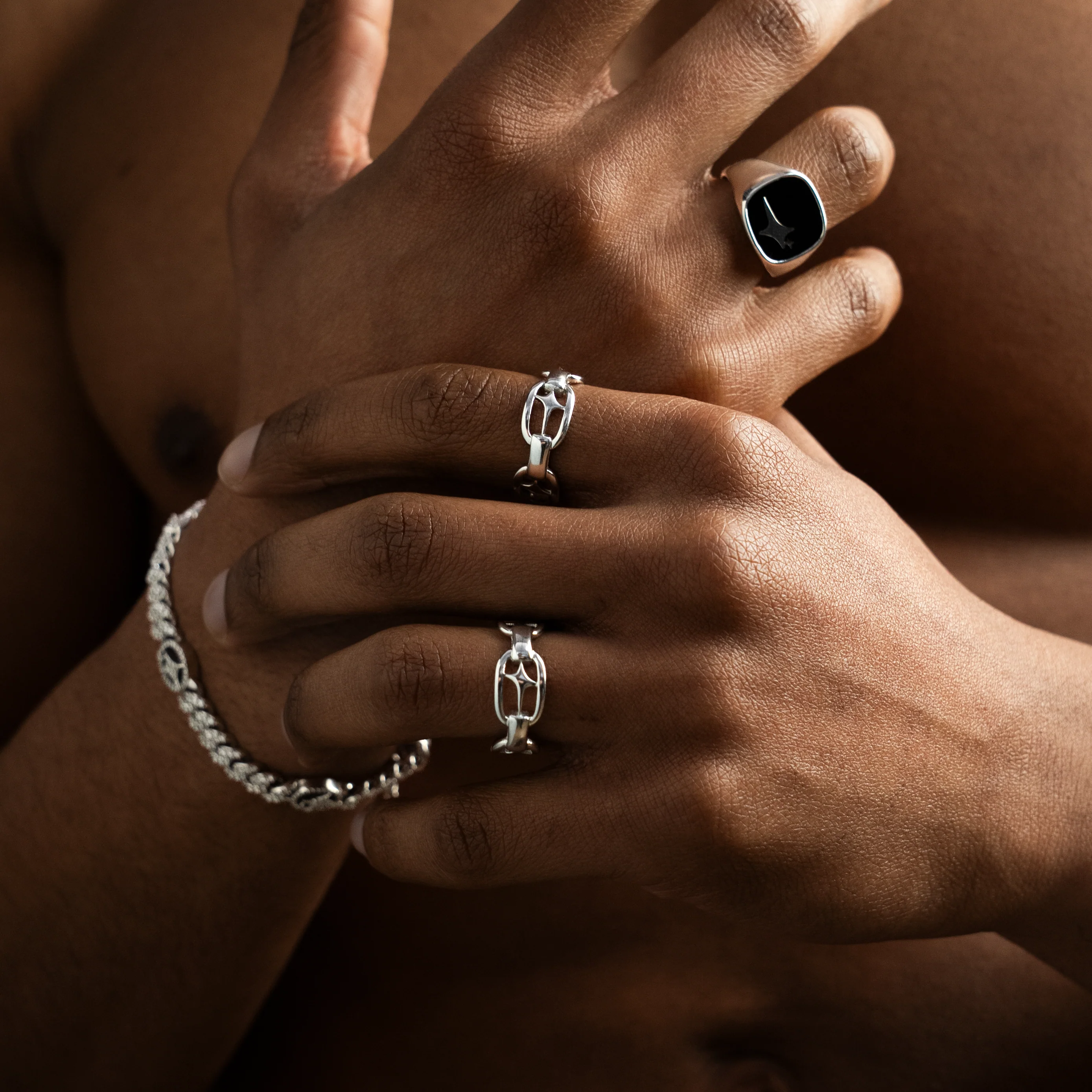 H-ring signature argentée - Image 3