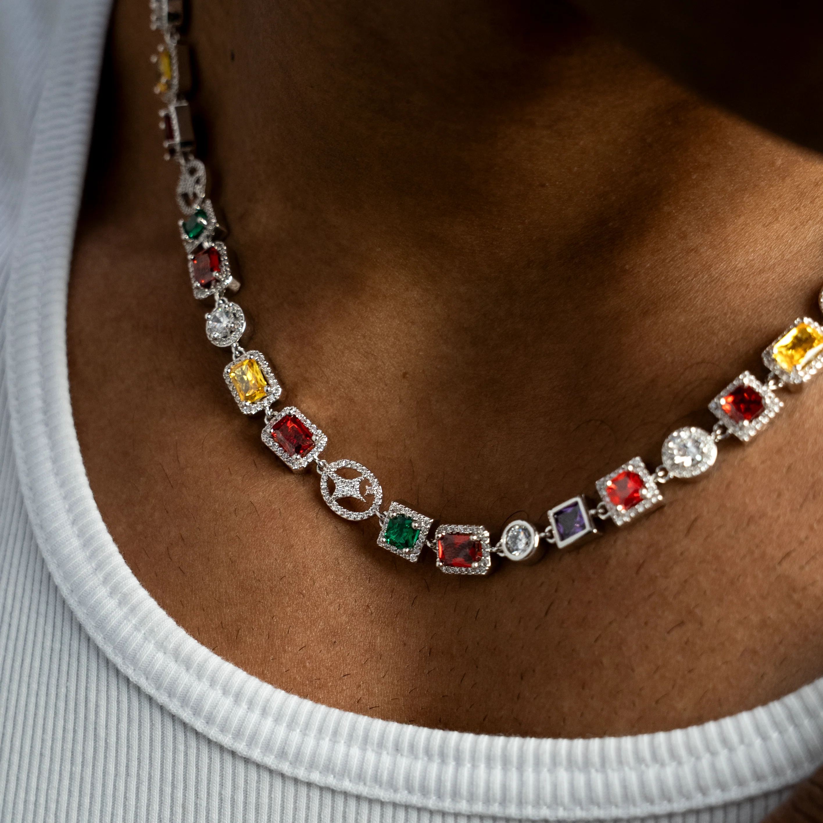 Chaîne Multi Gemstone 8 mm Argentée - Image 3